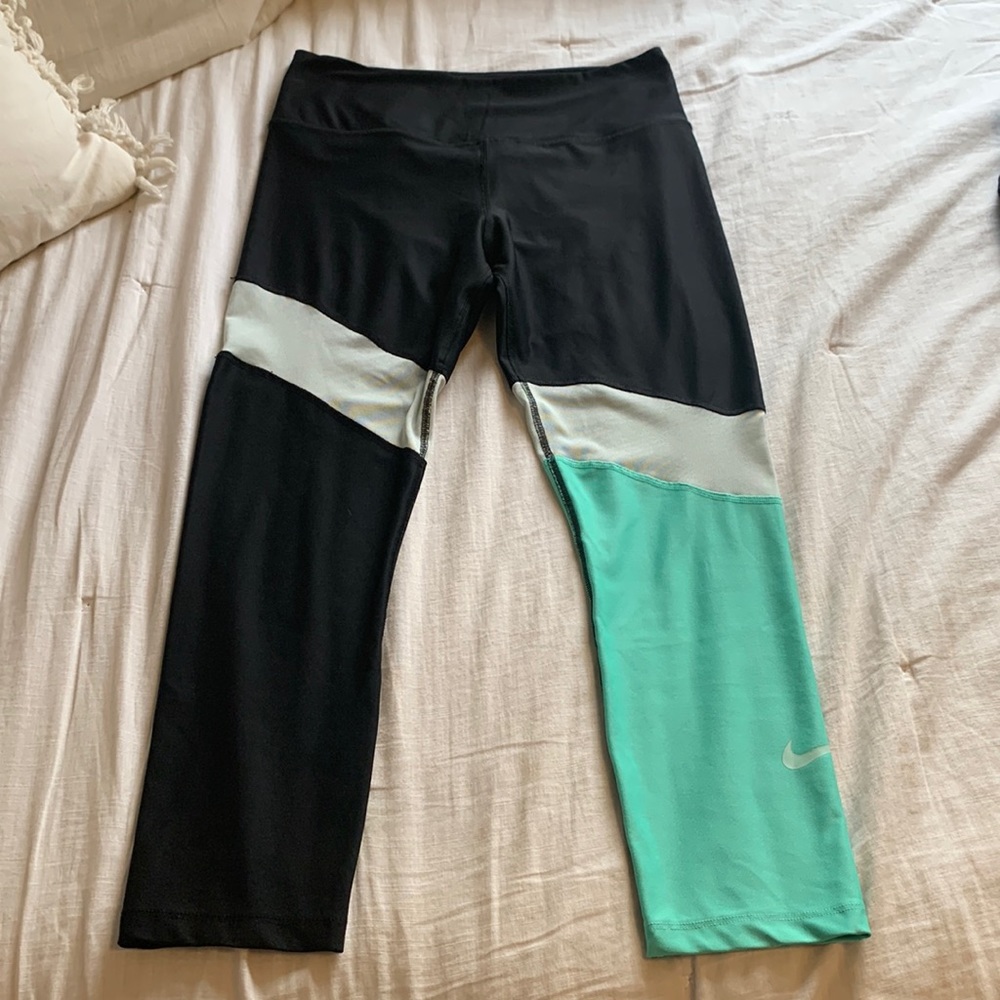 Nike Dry-Fit Leggings